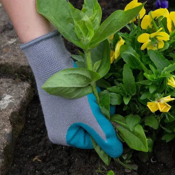 Town & Country Weed Master Bamboo Gloves - Grape