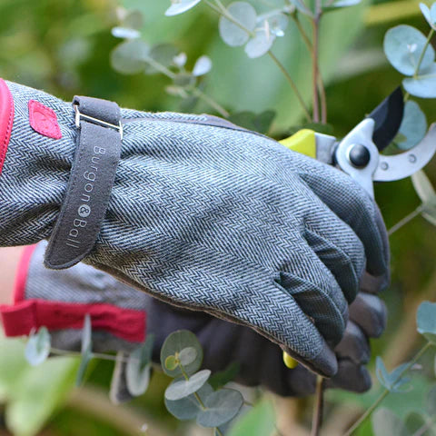 Burgon & Ball Love The Glove – Grey Tweed