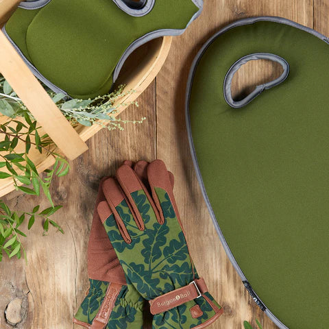 Burgon & Ball Love The Glove – Oak Leaf Moss